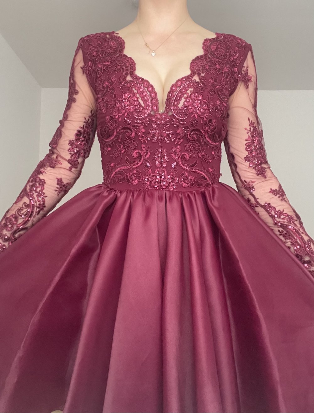 kastanienbraunes Kleid für Ball, Hochzeit