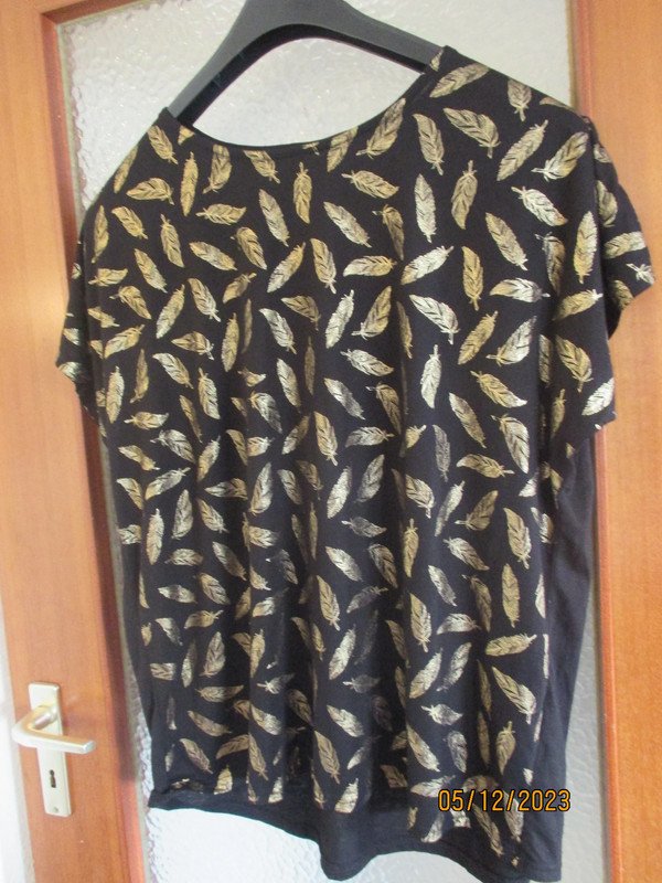 damen oberteil schwarz mit goldenen federn gr. xl 