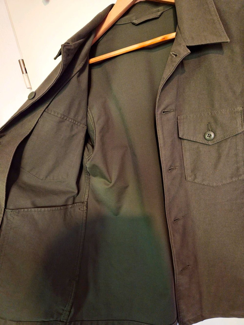 Uniqlo - Jersey Hemdjacke - Olive - XS