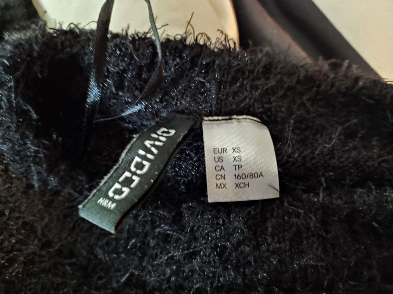 Pullover Von Divided