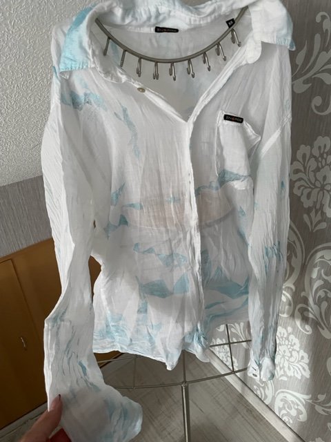 Weiße Bluse