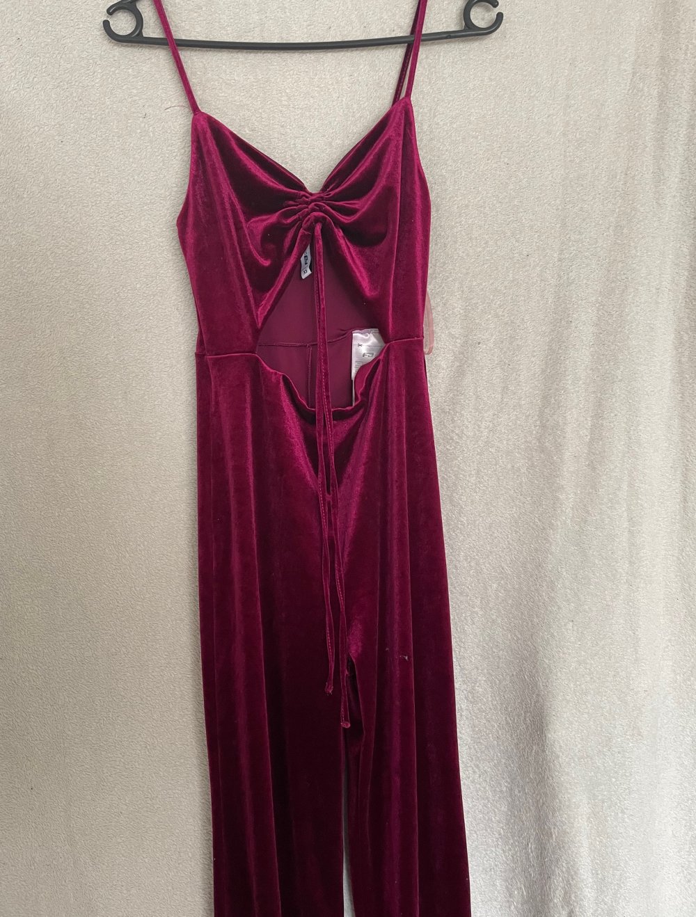 Bordeaux Roter Einteiler