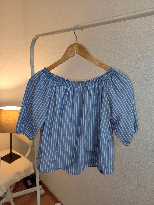 Luftiges Leinen-Oberteil mit umschmeichelnden Puffarmen