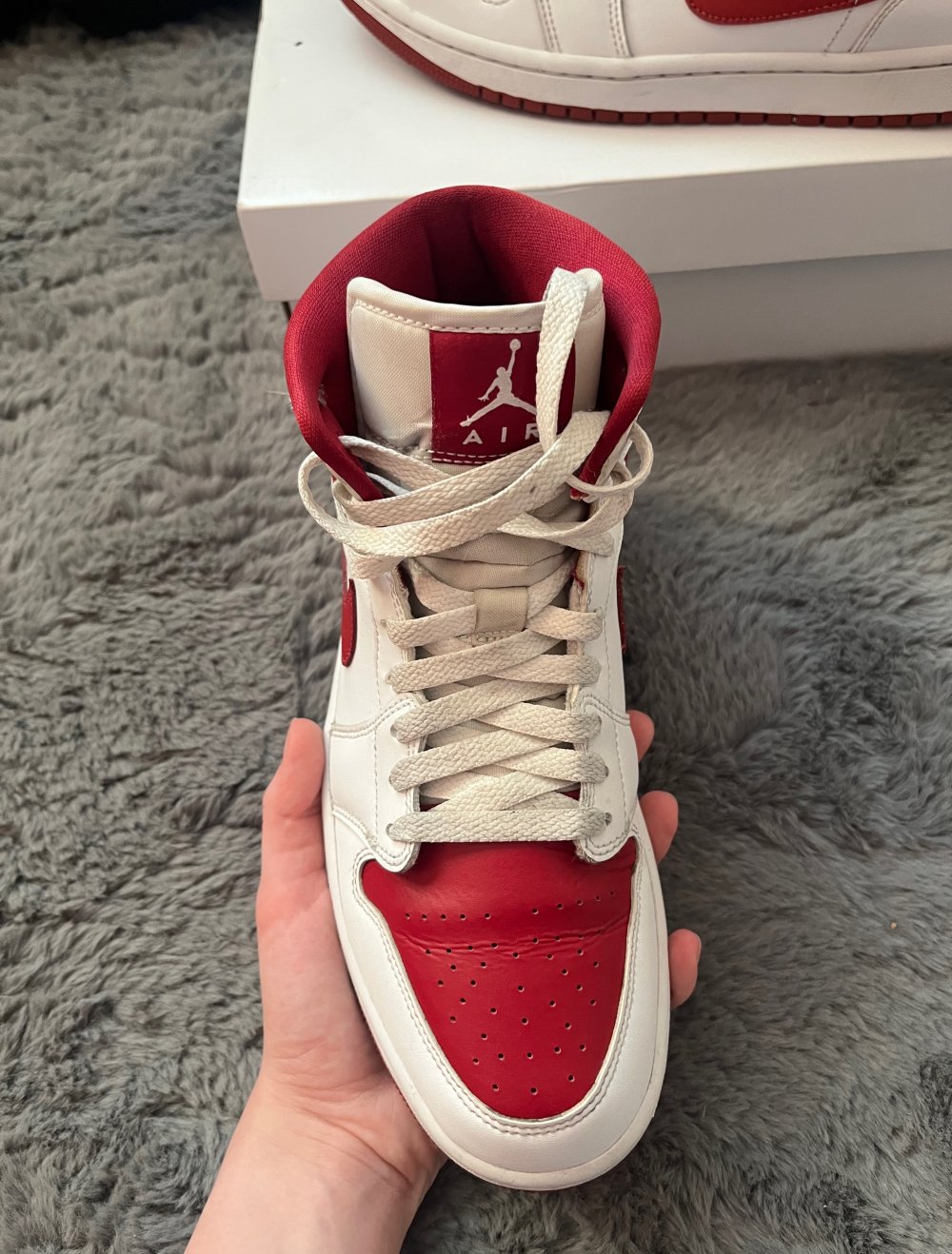 Jordan 1mid / limited edition