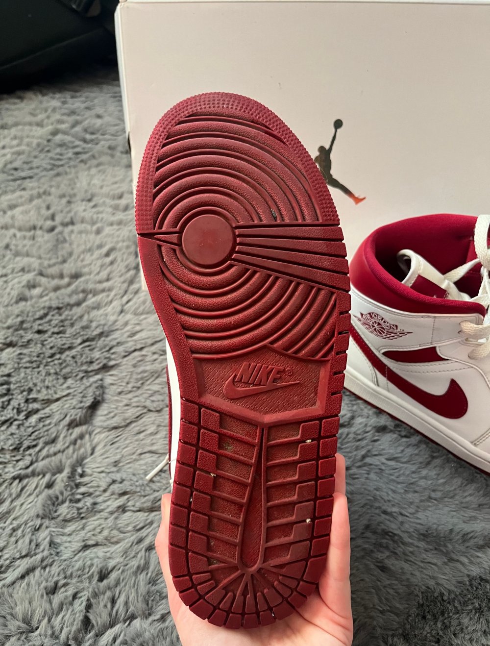 Jordan 1mid / limited edition