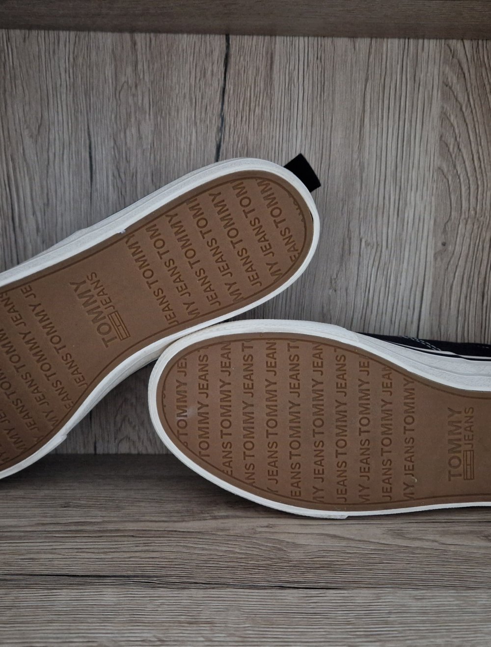 Tommy Jeans Schuhe 41