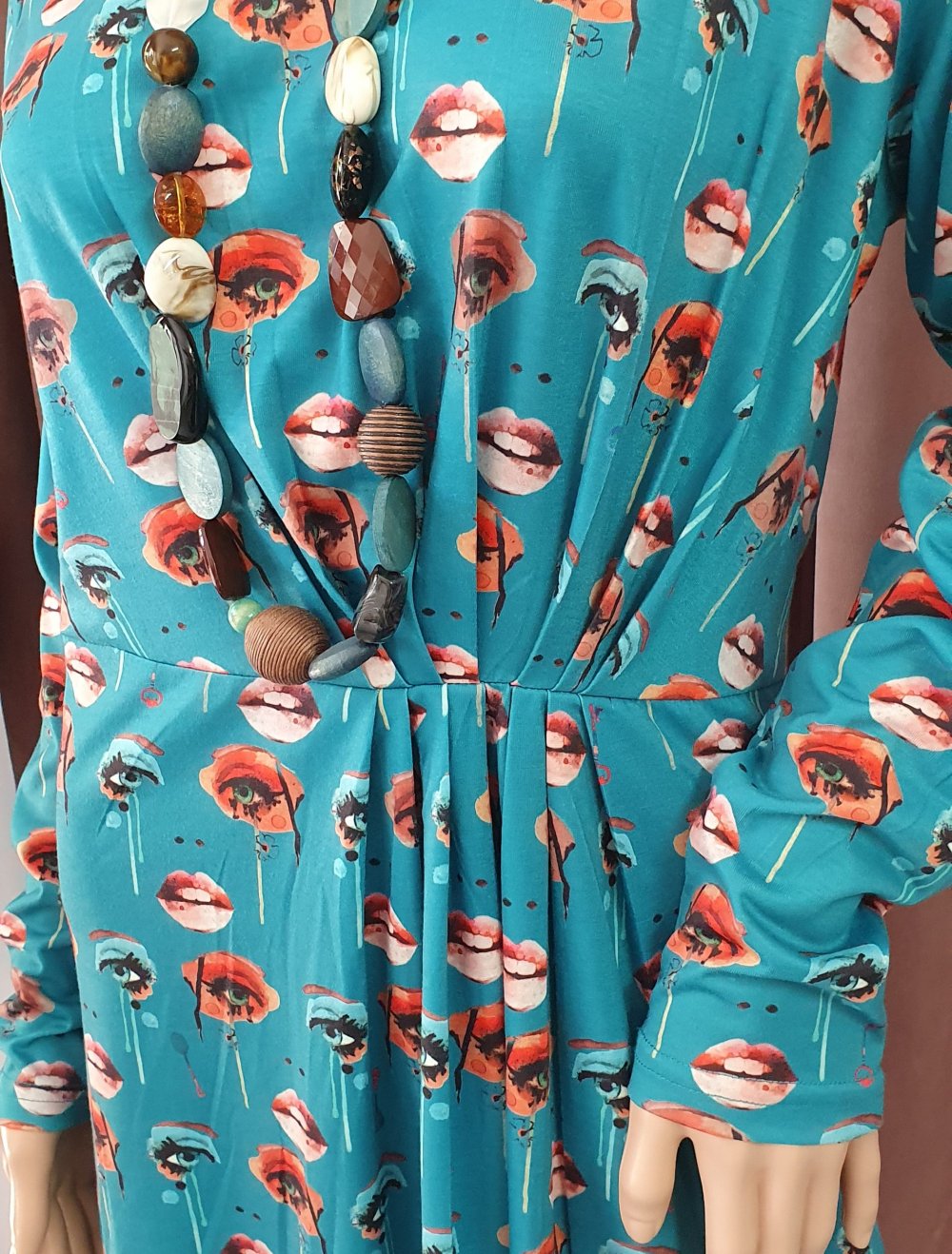 Augenkleid mit Pfiff