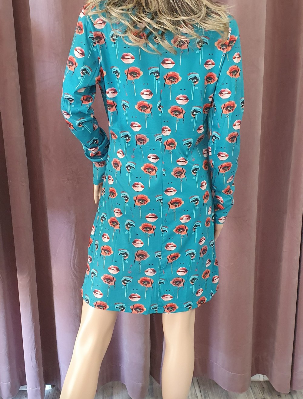 Augenkleid mit Pfiff