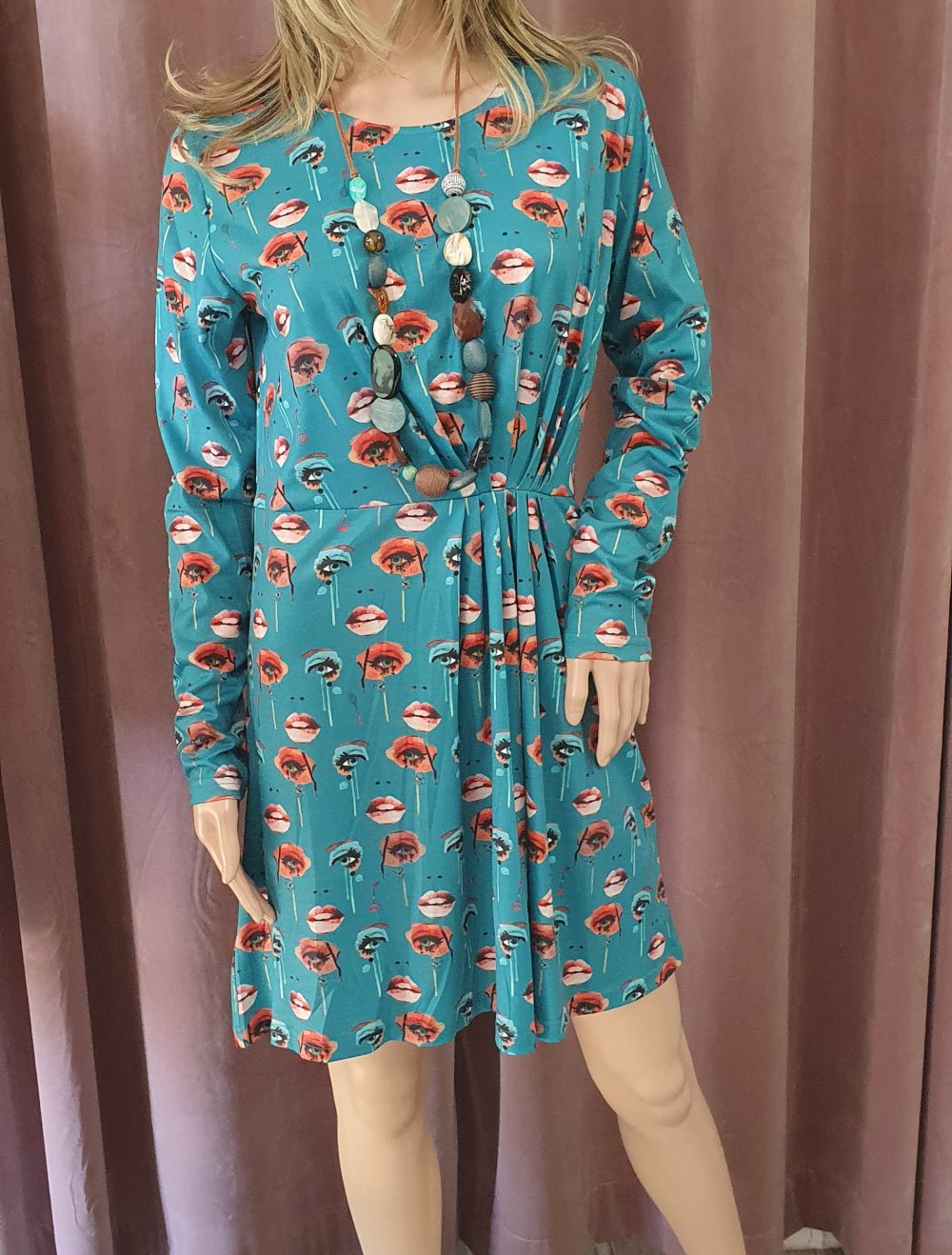 Augenkleid mit Pfiff