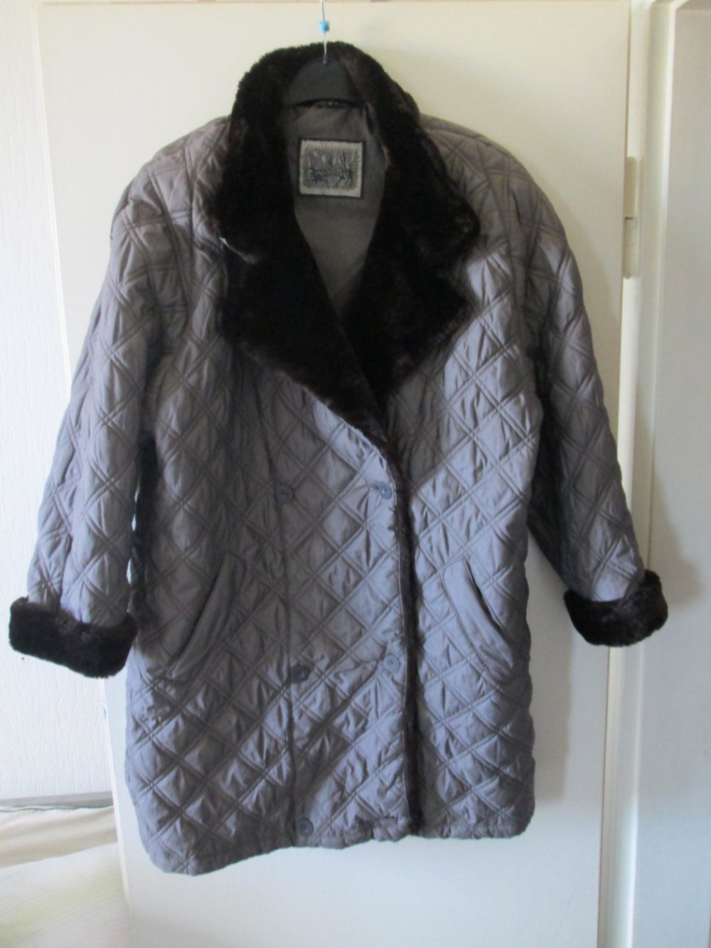 Kurzmantel schlammfarbend