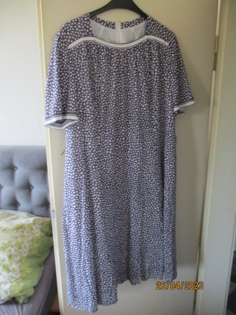 Vintage-Kleid mit passendem Jäckchen