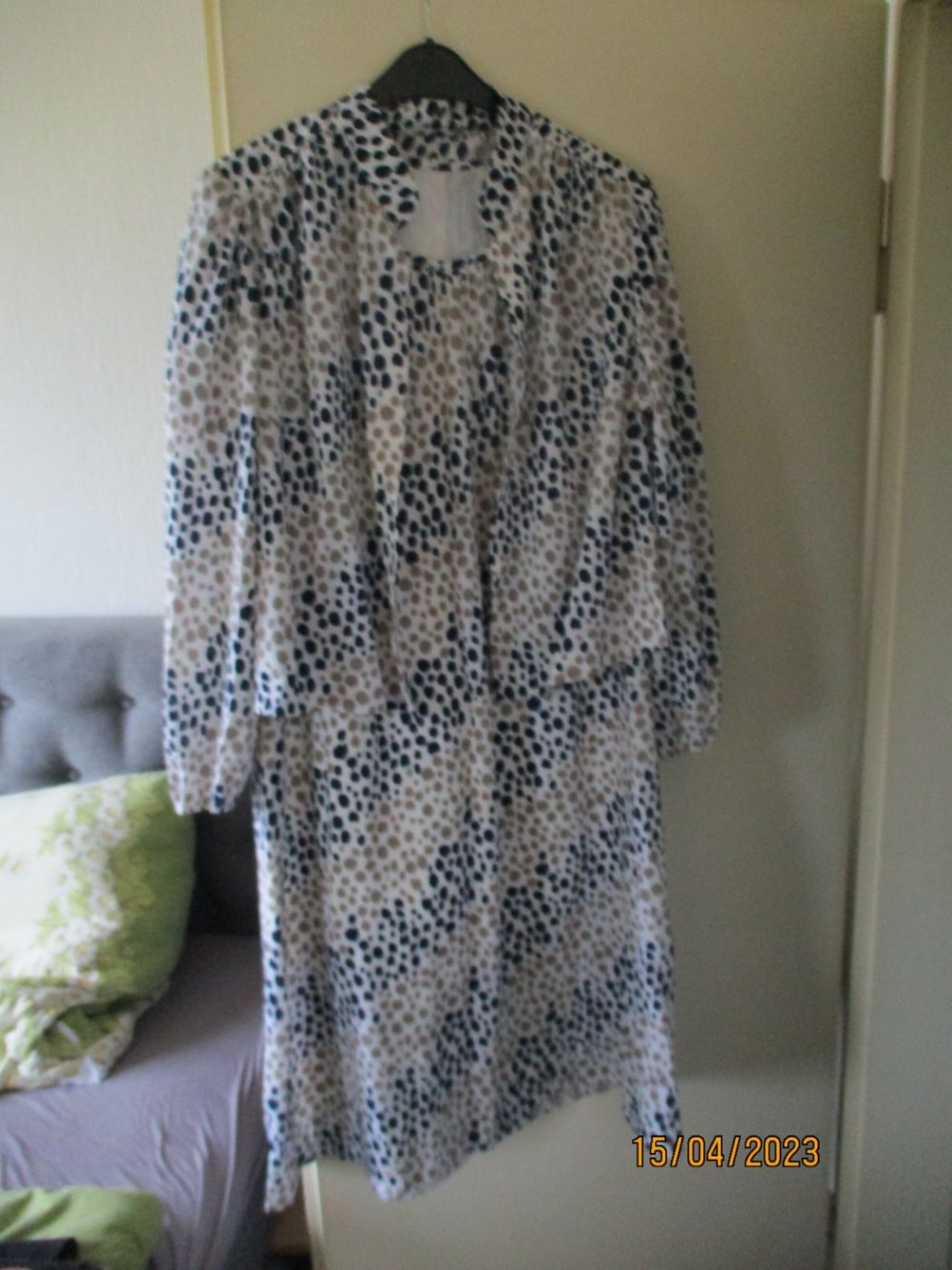 Vintage-Kleid mit passendem Jäckchen