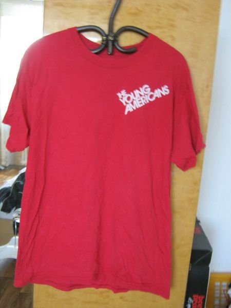 rotes T-Shirt