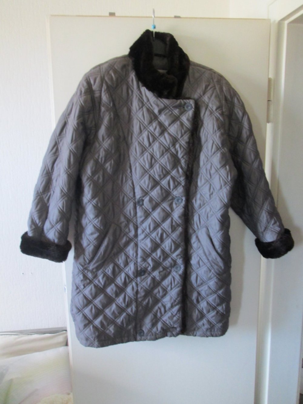 Kurzmantel schlammfarbend