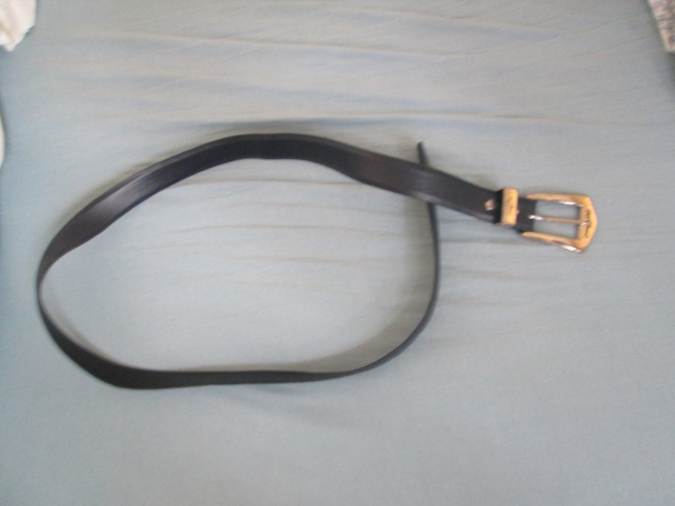 dunkelblauer Gürtel