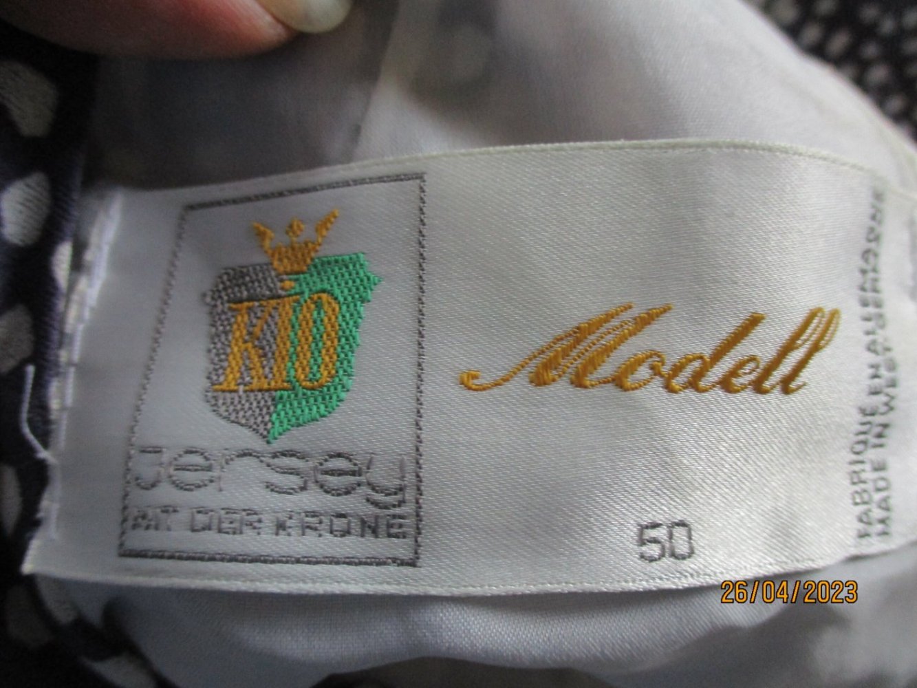 Vintage-Kleid mit passendem Jäckchen