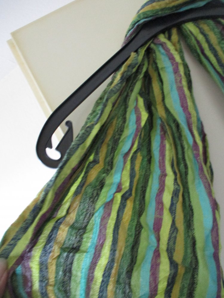 gestreifter Schal