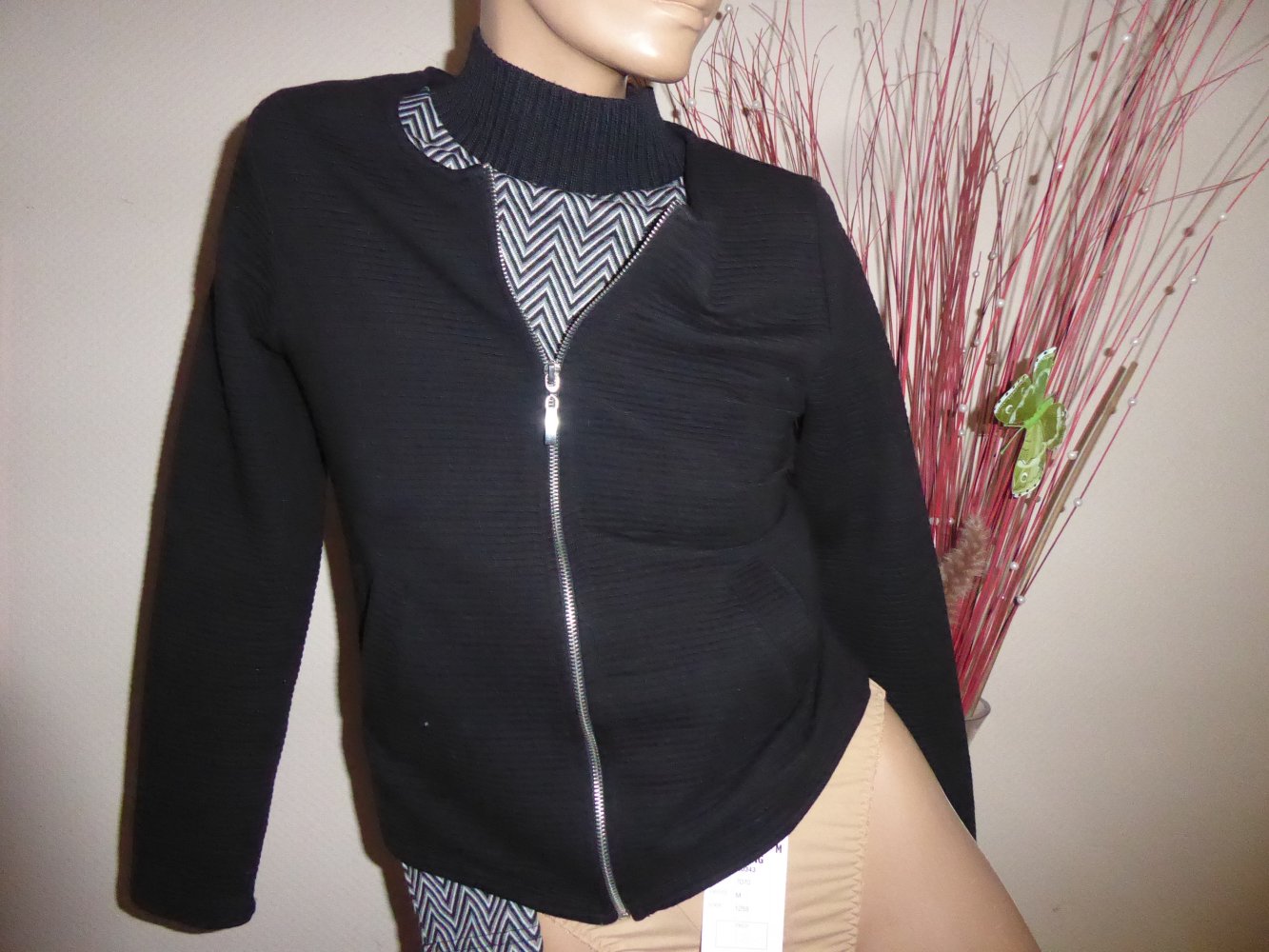 2 Teile Jacke Sweatjacke Cardigan S 36 evtl 38 Pullover Pulli schwarz grau KEINE Strickjacke Sweatjacke