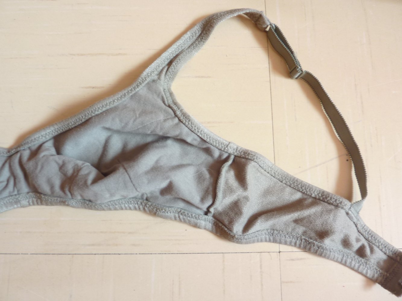 Bustier BH NEU H und M mit Baumwolle 75 A evtl. B oliv khaki kein Push Up