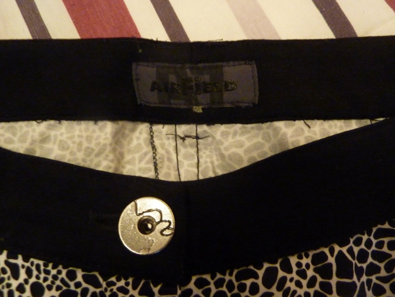 Damen Hose 38 S AirField schwarz weiß Animal Muster Stoffhose