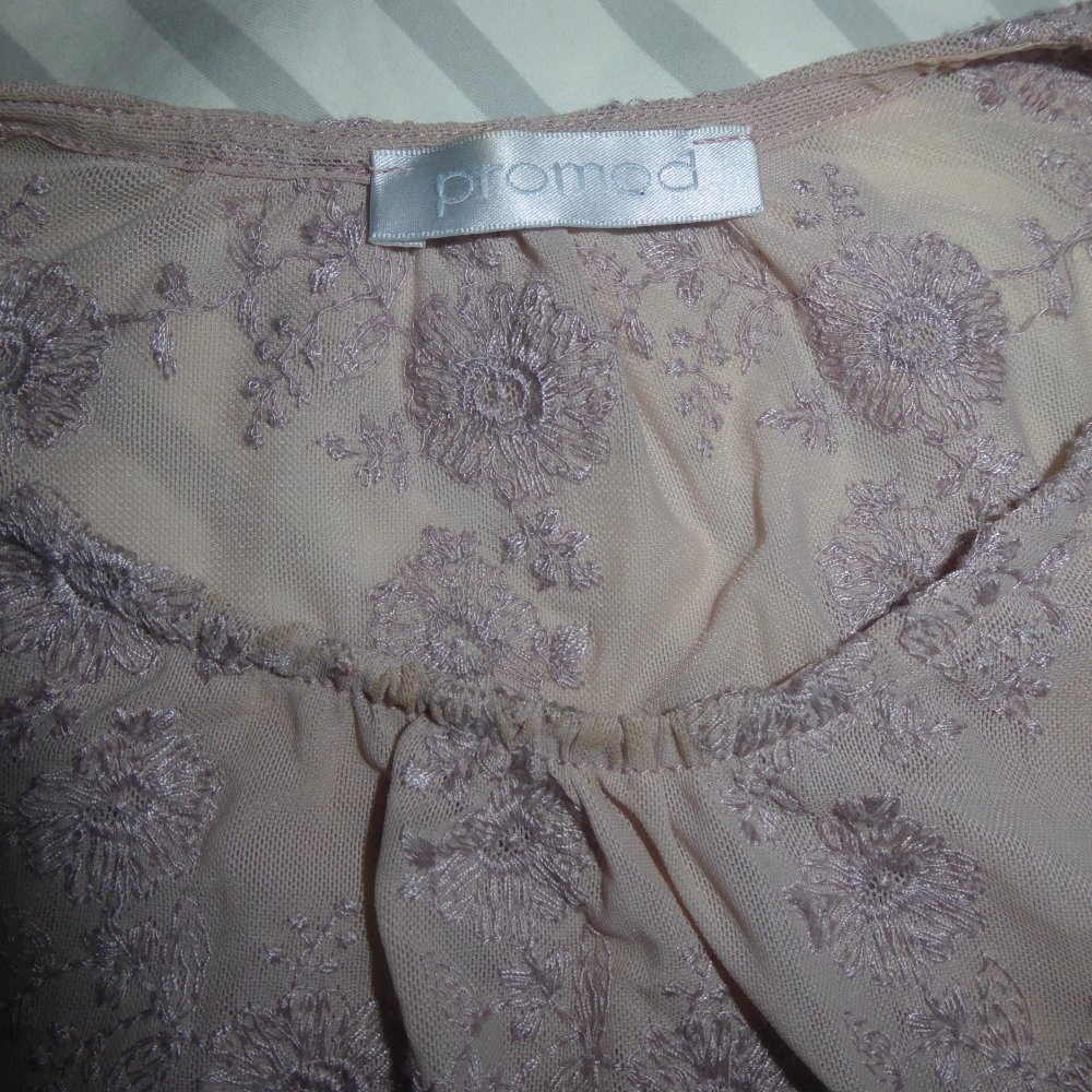 Bluse ärmellos Top kurz M 40 altrosa rosa elastisch Stickerei Sommerbluse Sommertop Tunika