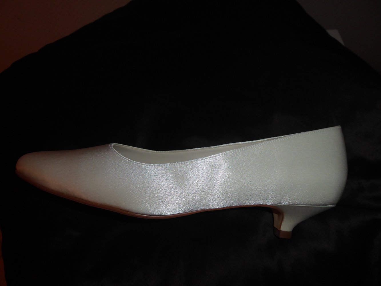 Damen Brautschuhe NEU gr. 39 creme IVORY Pumps Hochzeitsschuhe Balerina Flavia