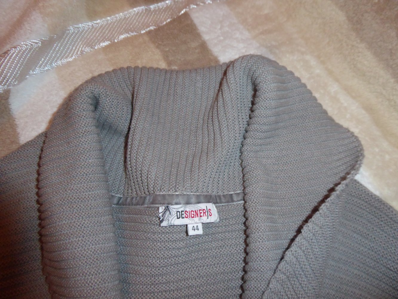 Moderne Strickjacke Cardigan Longjacke 44 XL grau mit Baumwolle DEsigners 