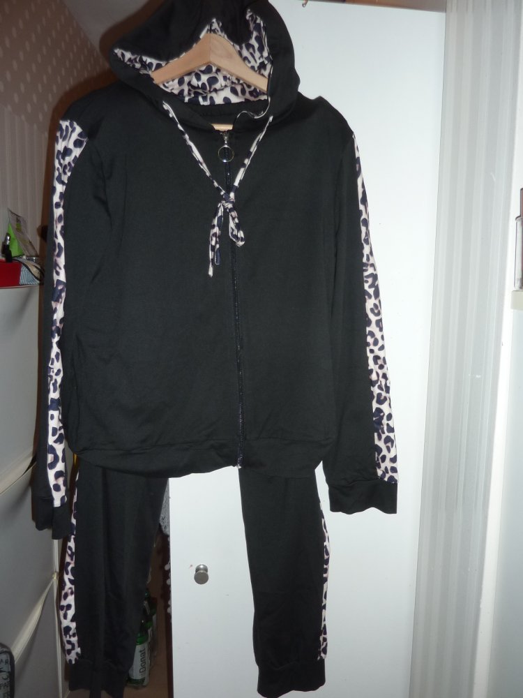 Damen Sportanzug Kapuze Trainingsanzug Jogginganzug SportJacke SportHose XL 42 44 schwarz Leo TRainingshose Jogginghose