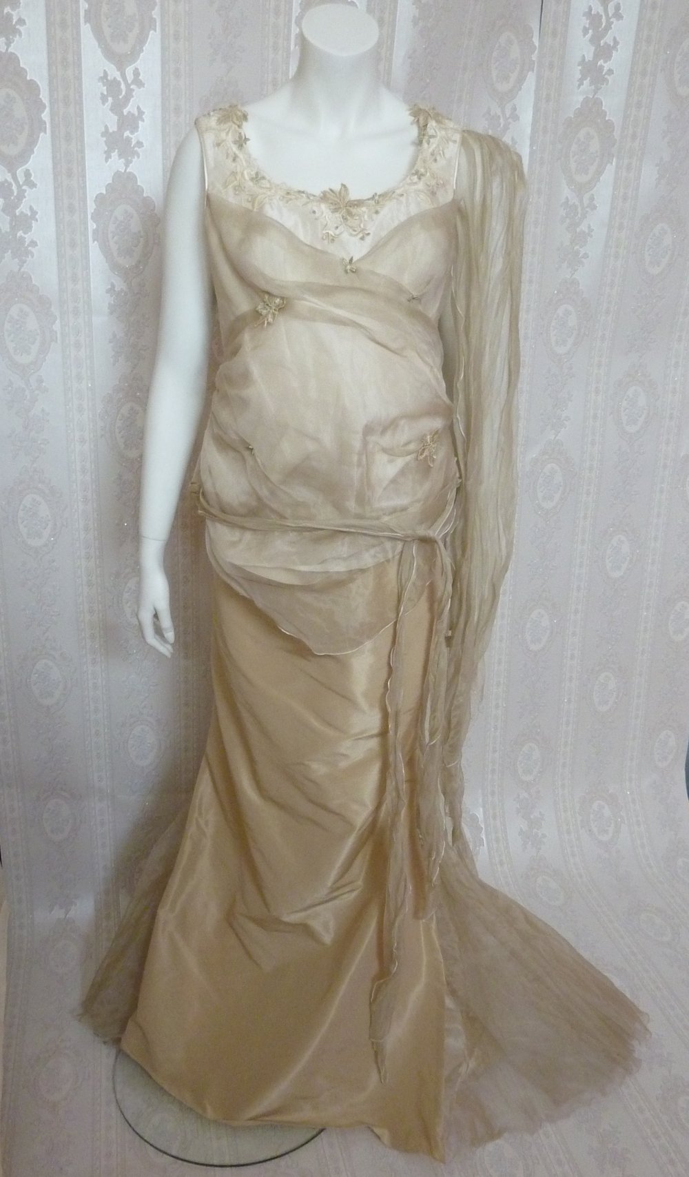 Umstandskleid festlich Brautkleid Umstand NEU Gr. 40 M cappuccino Schwanger Hochzeitskleid beige 