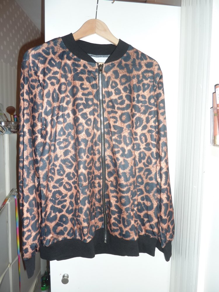 Damen Collegejacke Jacke Hoodie XXL 50 52 54 Übergröße schwarz braun Leo Look