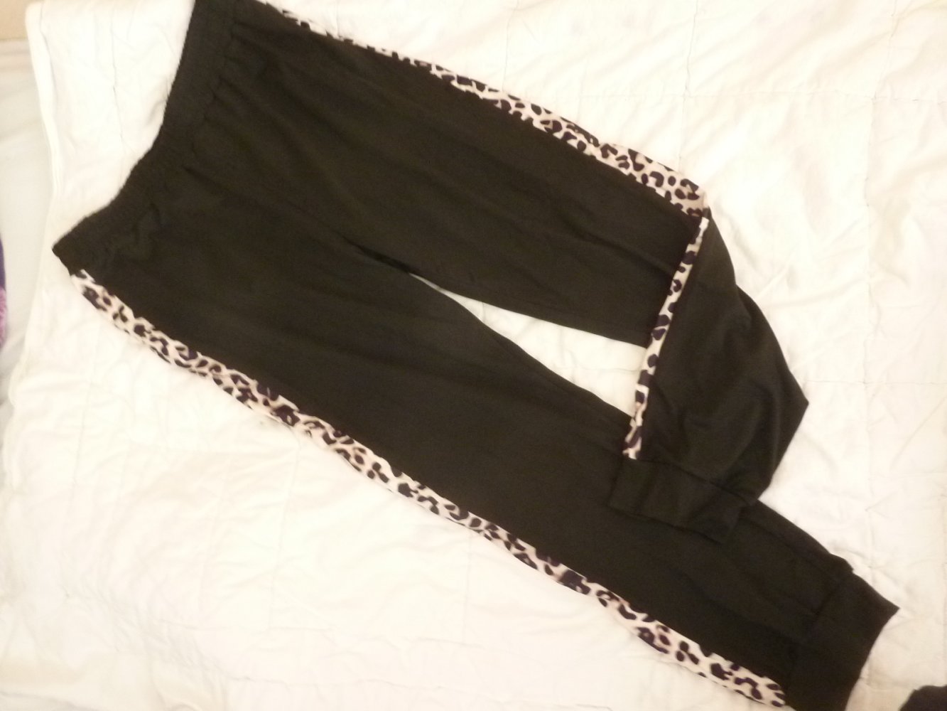 Damen Sportanzug Kapuze Trainingsanzug Jogginganzug SportJacke SportHose XL 42 44 schwarz Leo TRainingshose Jogginghose