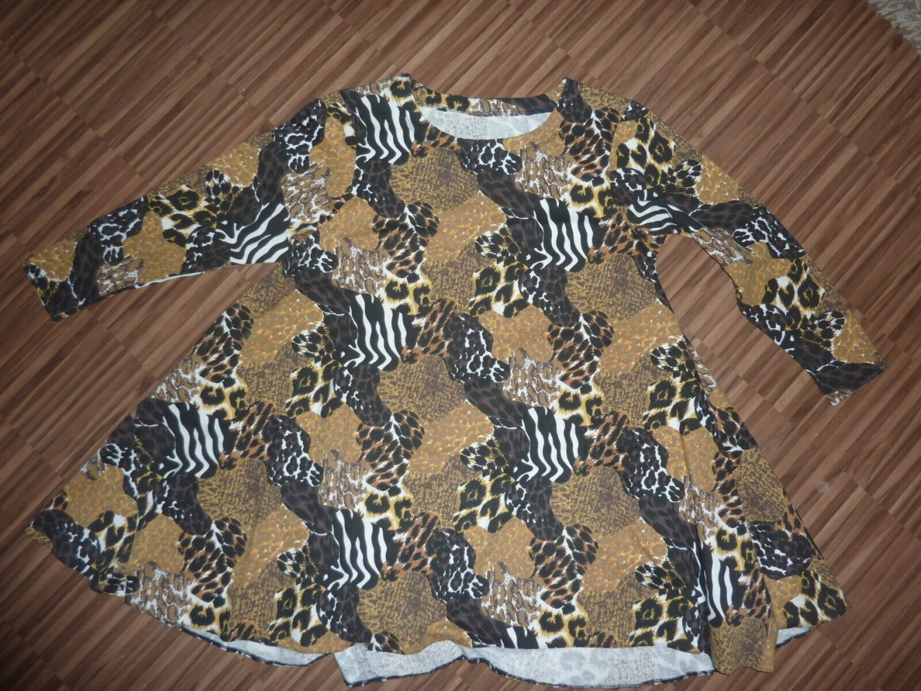 Damen Shirt Kleid Gr. L 42 44 Leo look Umstandsshirt Umstandskleid Schwanger