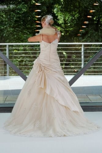 Brautkleid NEU 38 Alexia creme ivory chamapgner Hochzeitskleid NEU Sissykleid Ballkleid