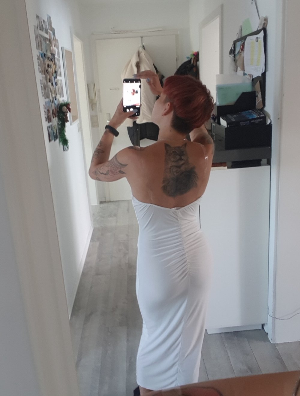 kleid weiss rückenfrei bodycon longsleeve wasserfall