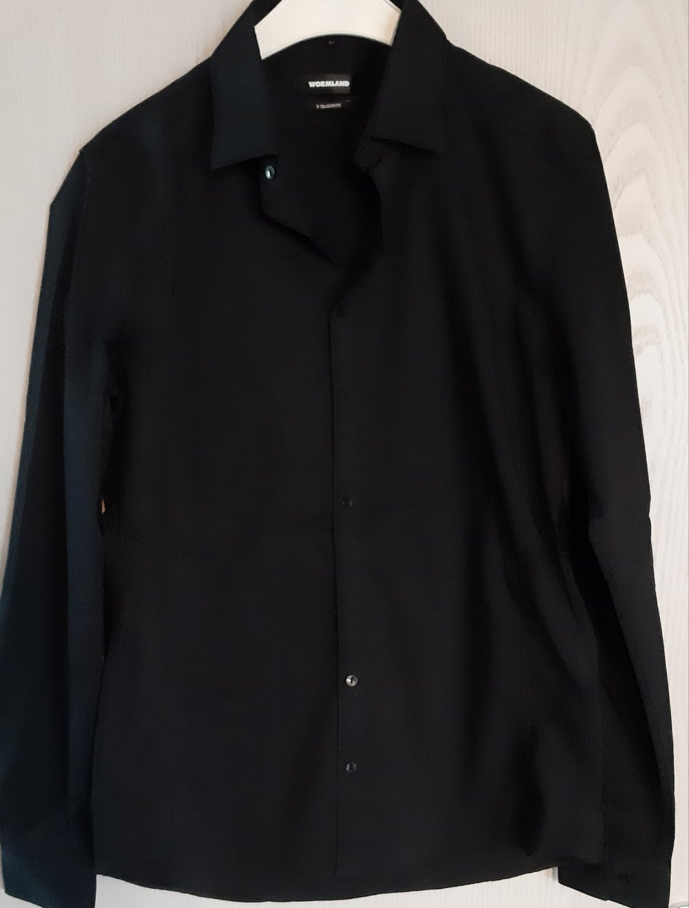 schwarzes Hemd von Wormland