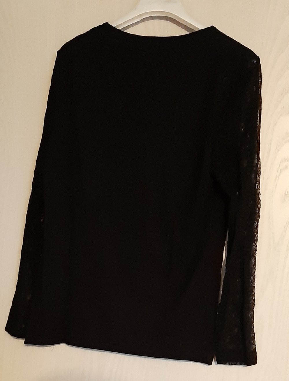 schwarzes Sweatshirt von Duscha