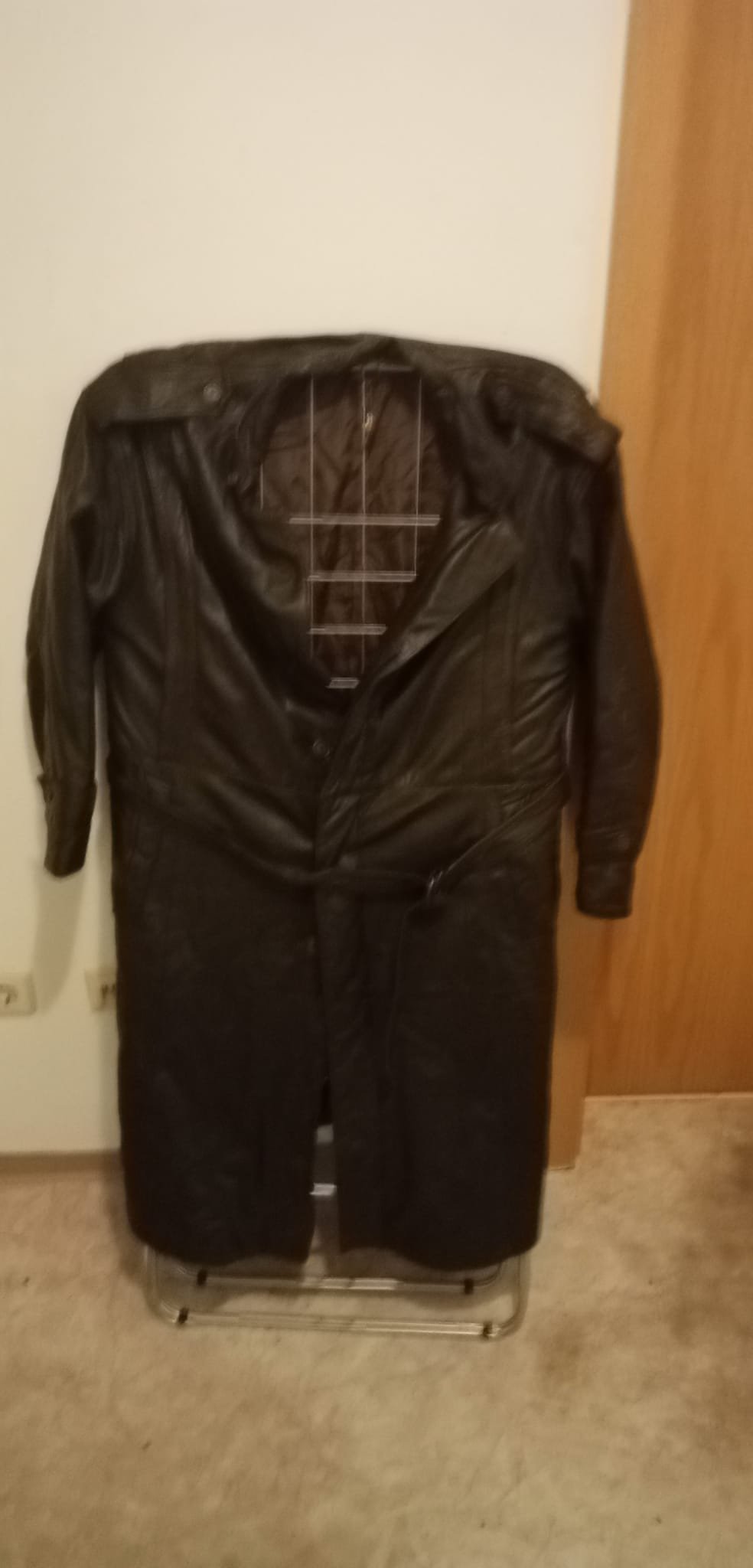 Ledermantel zu verkaufen!