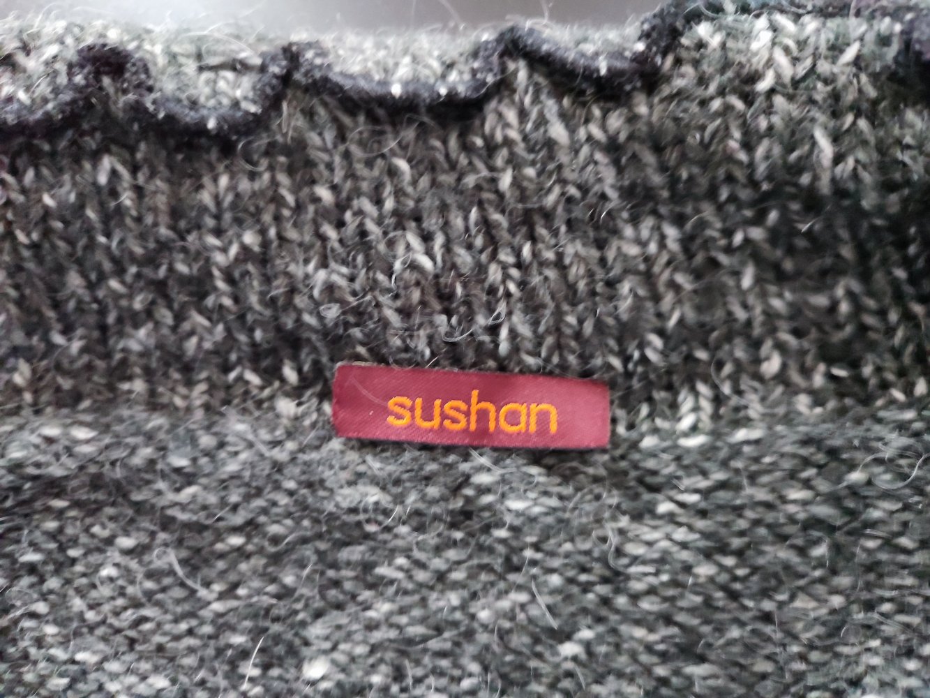 Ausgefallene Mohair-Strickjacke