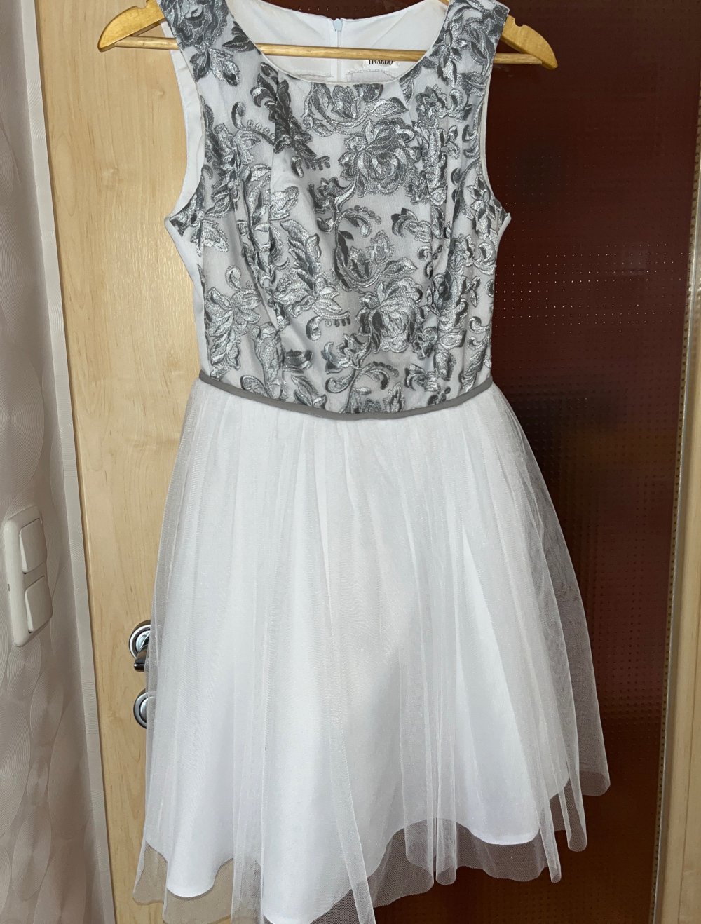 ein Kleid für besondere Anlässe