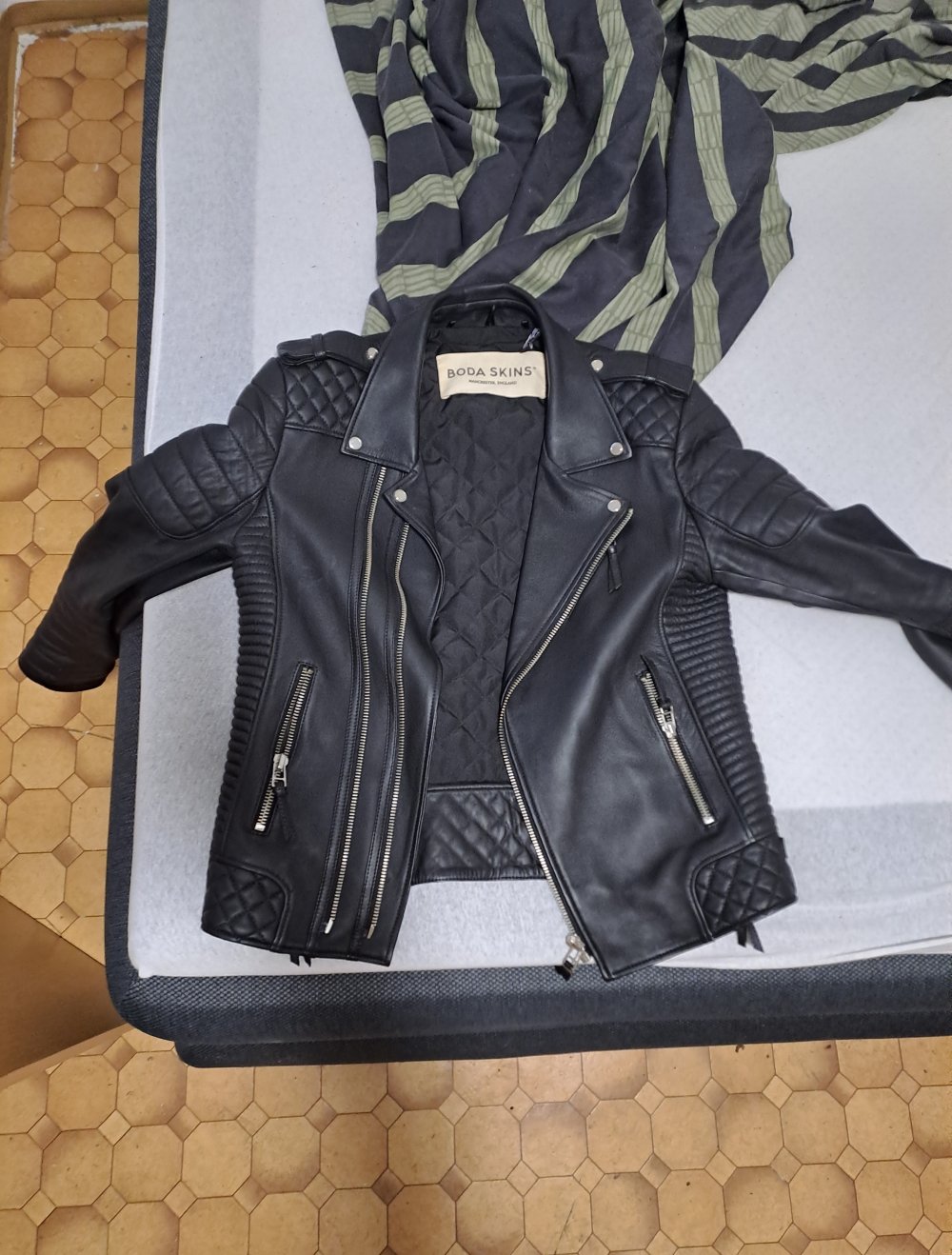 Bodaskins Herren Lederjacke Gr.L NEU