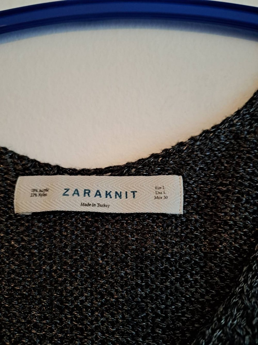 ausgefallenes Shirt aus hochwertigem Stoff (Zara)