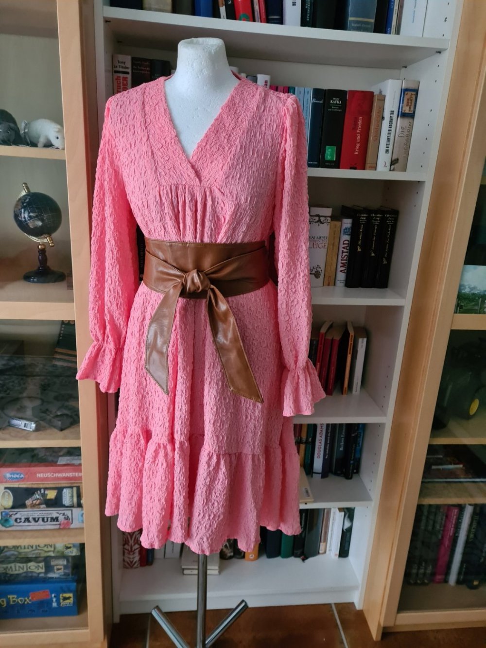 YAS Kleid A-Linie, Locker geschnitten Oversized Gr. 36