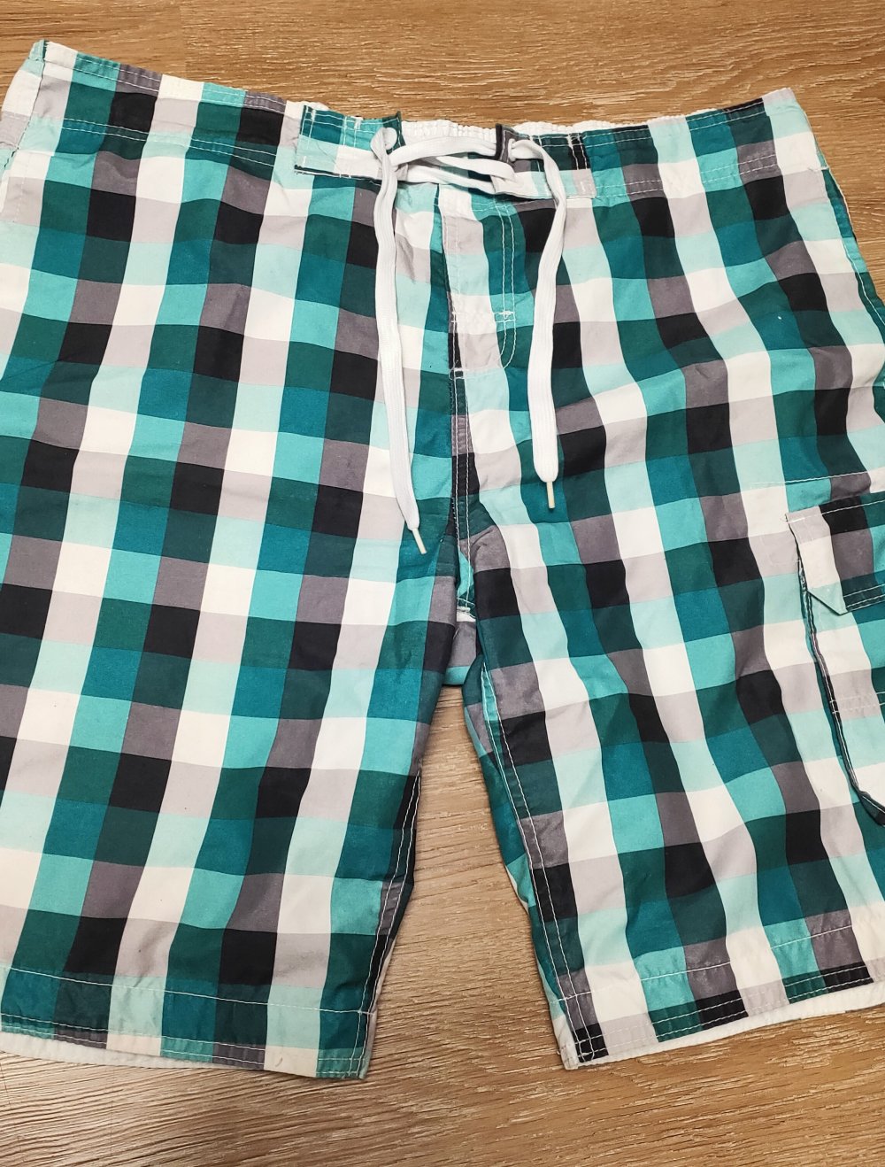 verschiedene Badeshorts