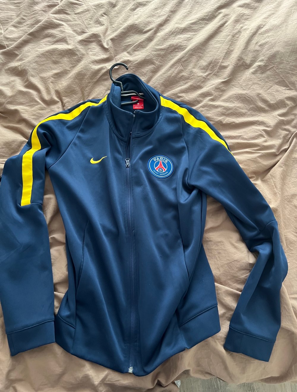 Nike Paris  Jacke
