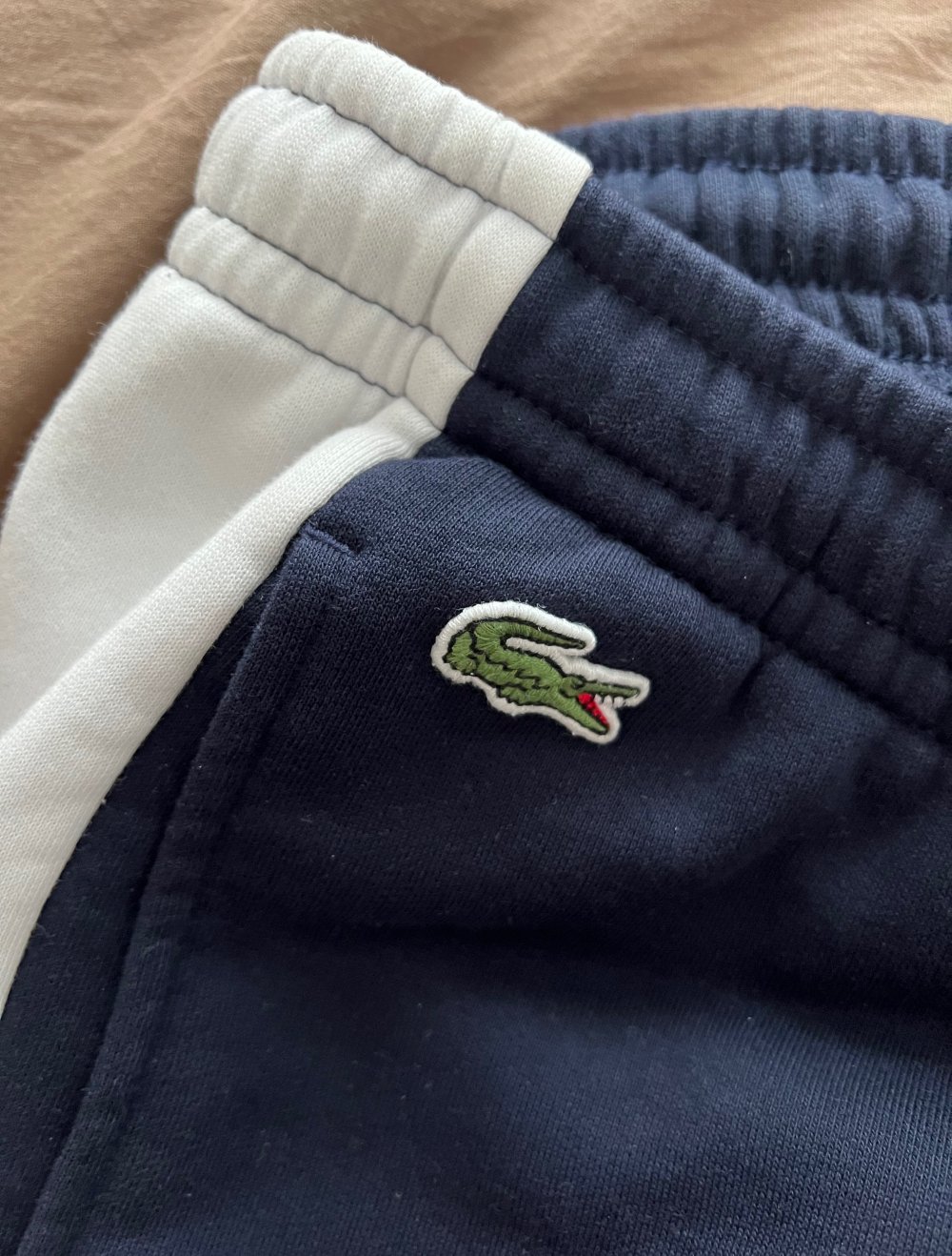 Lacoste Jogginghose