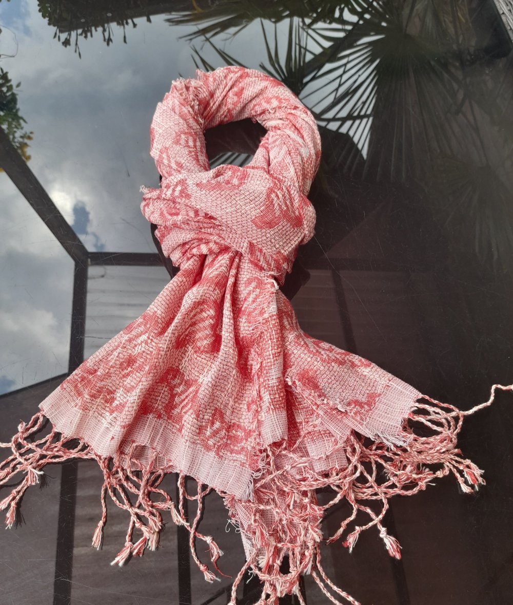 Schöner Schal aus 100% Baumwolle