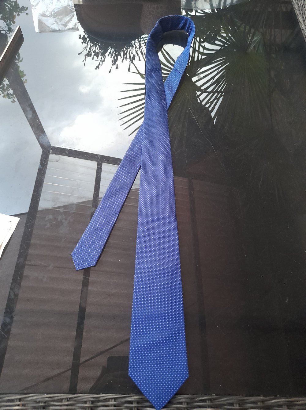 Schöne Krawatte aus 100% Seide