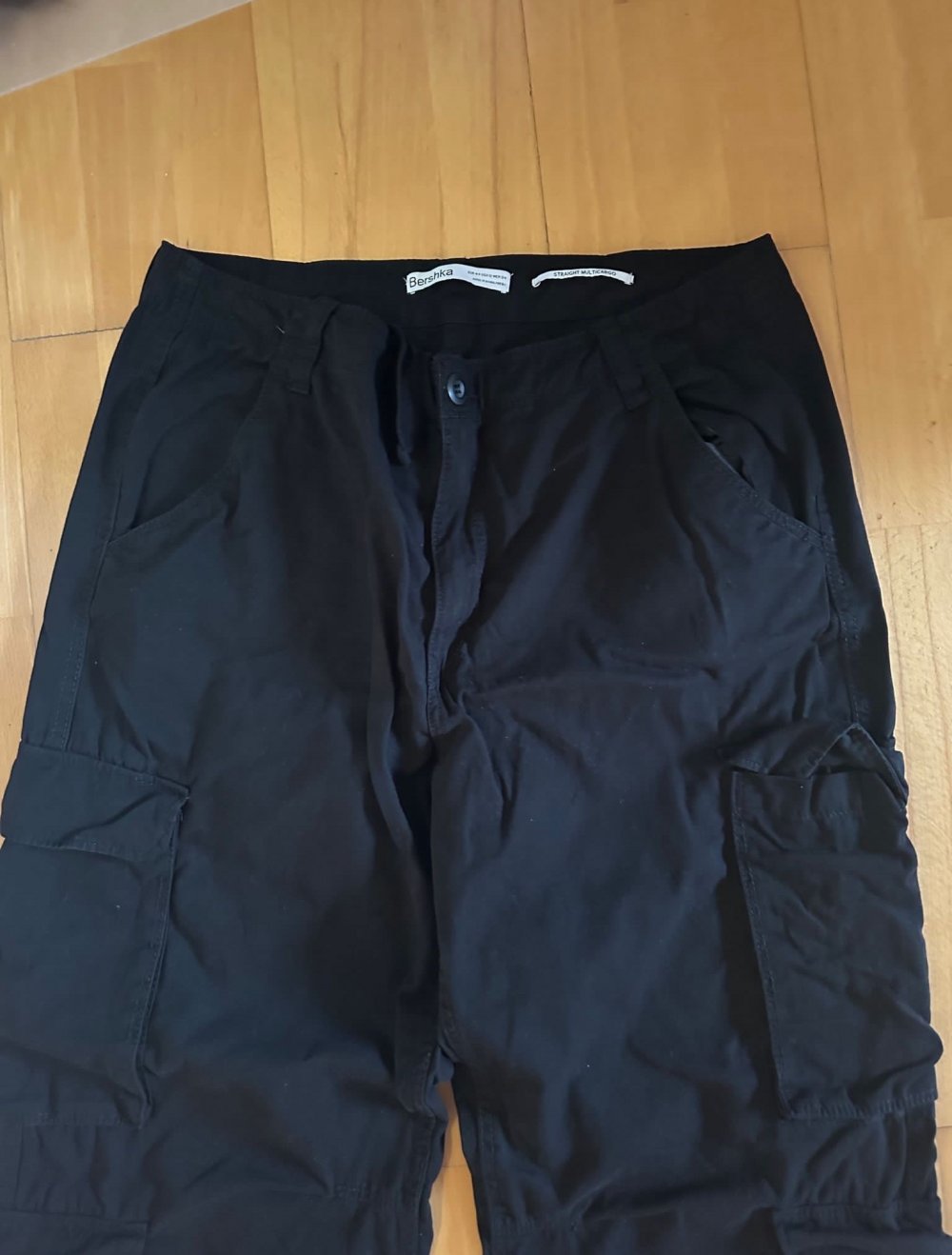 Cargohose Bershka schwarz, Größe 44