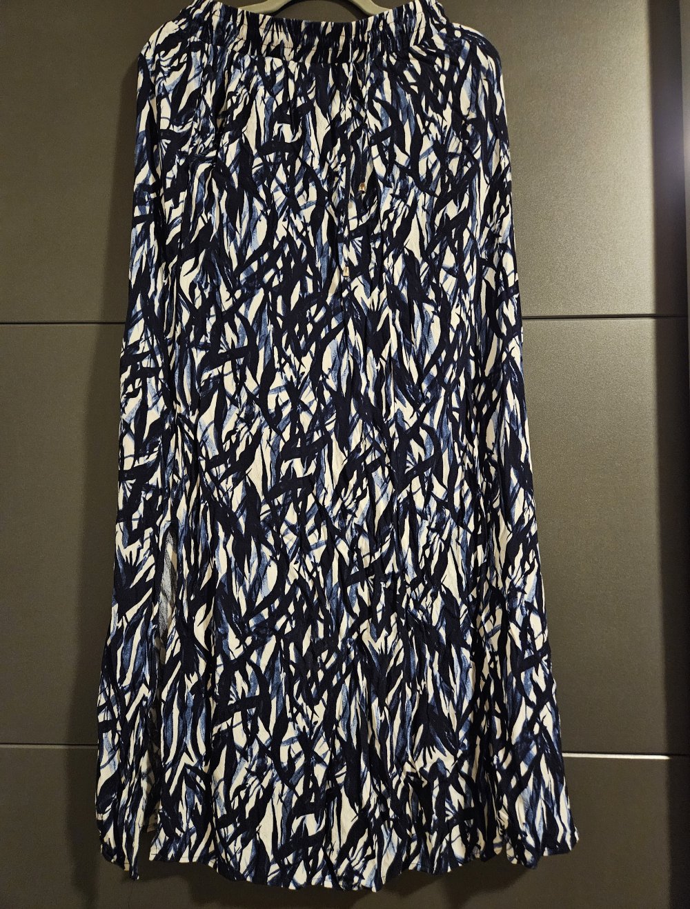 Maxi Rock, Größe 40