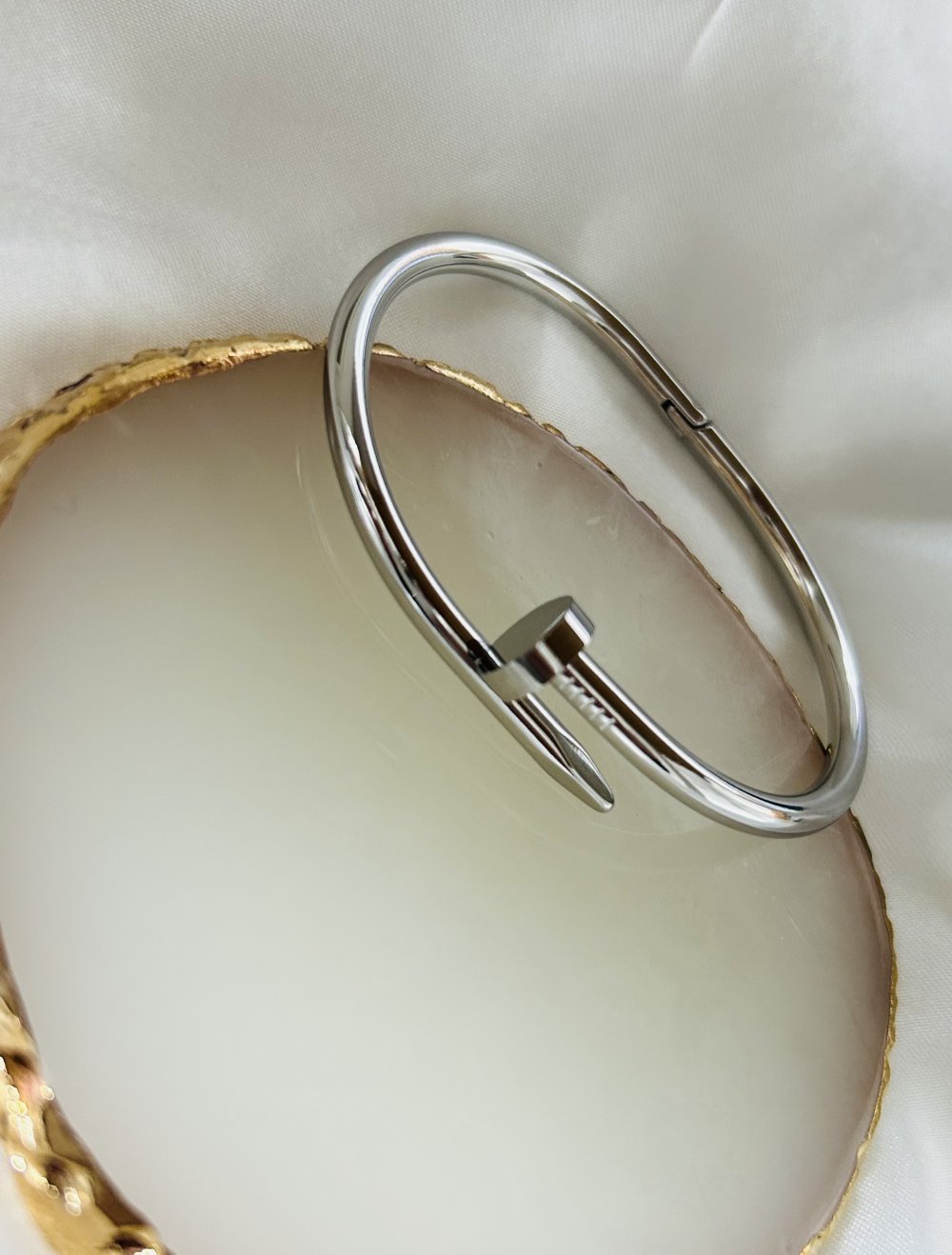 Armband aus Edelstahl